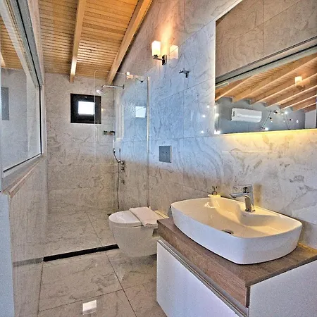 Stonehillkaş Otel 3*
