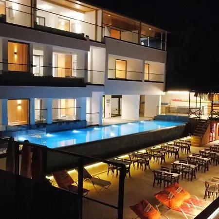 Hotel Stonehillkas 3*